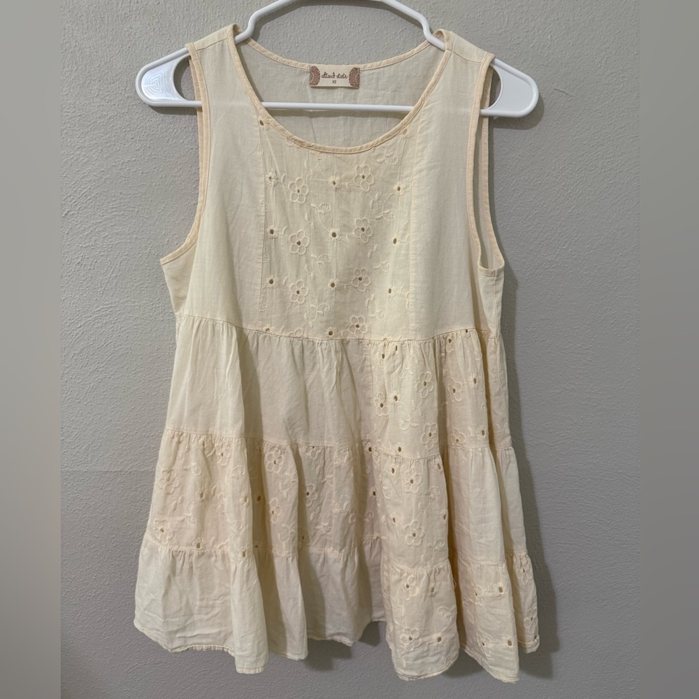 Altar'd State Ivory Floral Sleeveless top
